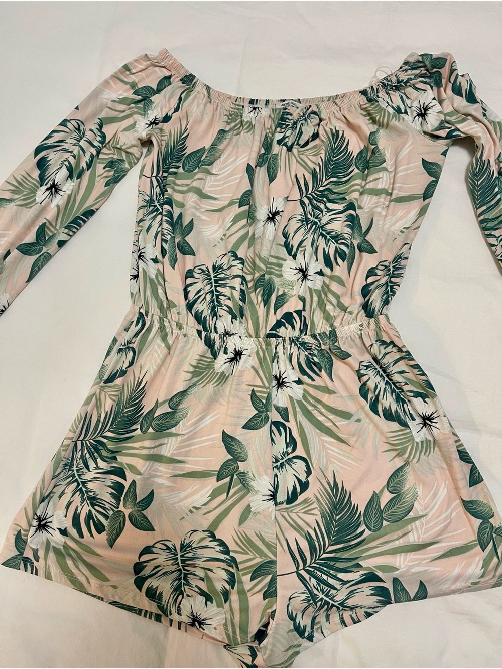 Tropical Off-Shoulder Romper - Picture 2 of 5